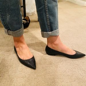 Black shiny snake flats🖤